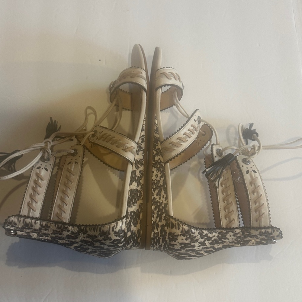 Coach Via with Demi wedge Stylish Beige tan and Black Sandals with back zipper - Picture 5 of 10